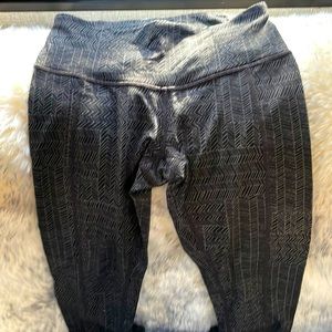Prana xs blk & gray design